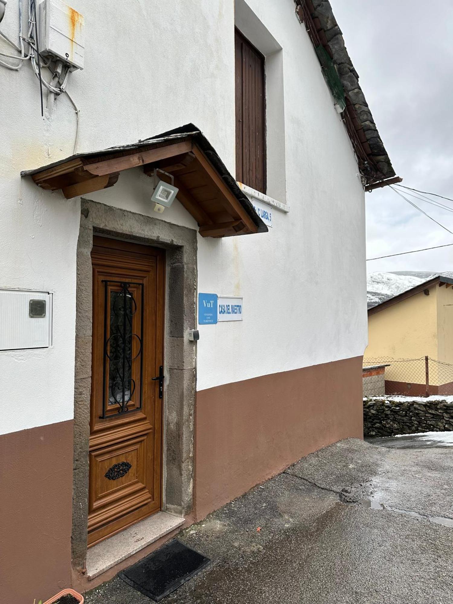 La Casa Del Maestro Villa Rabanal Екстериор снимка